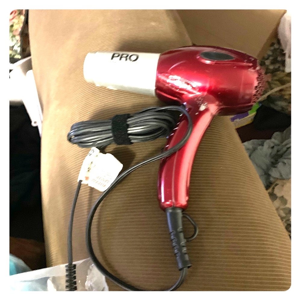 Blow dryer